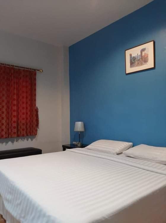 Sweet Mango Inn 2*