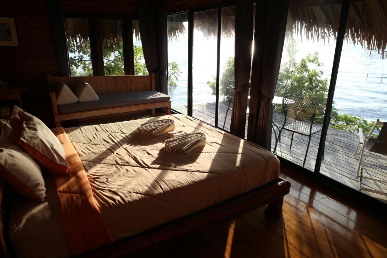 Casa de hóspedes Wetlandcamp บ้านชายเล