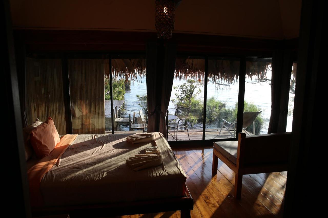 Wetlandcamp บ้านชายเล Casa de hóspedes