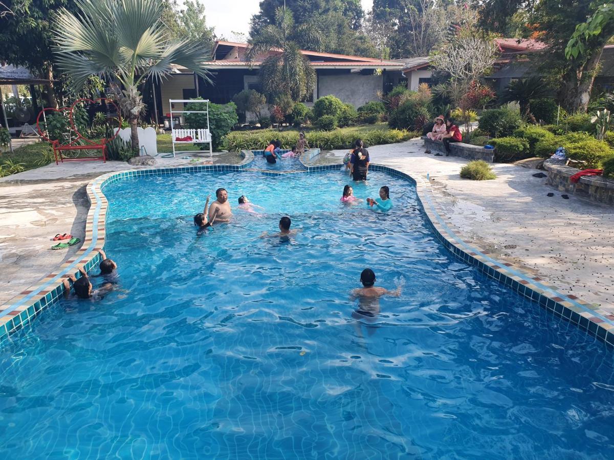 Guest house Lunda Orchid Suan Phueng