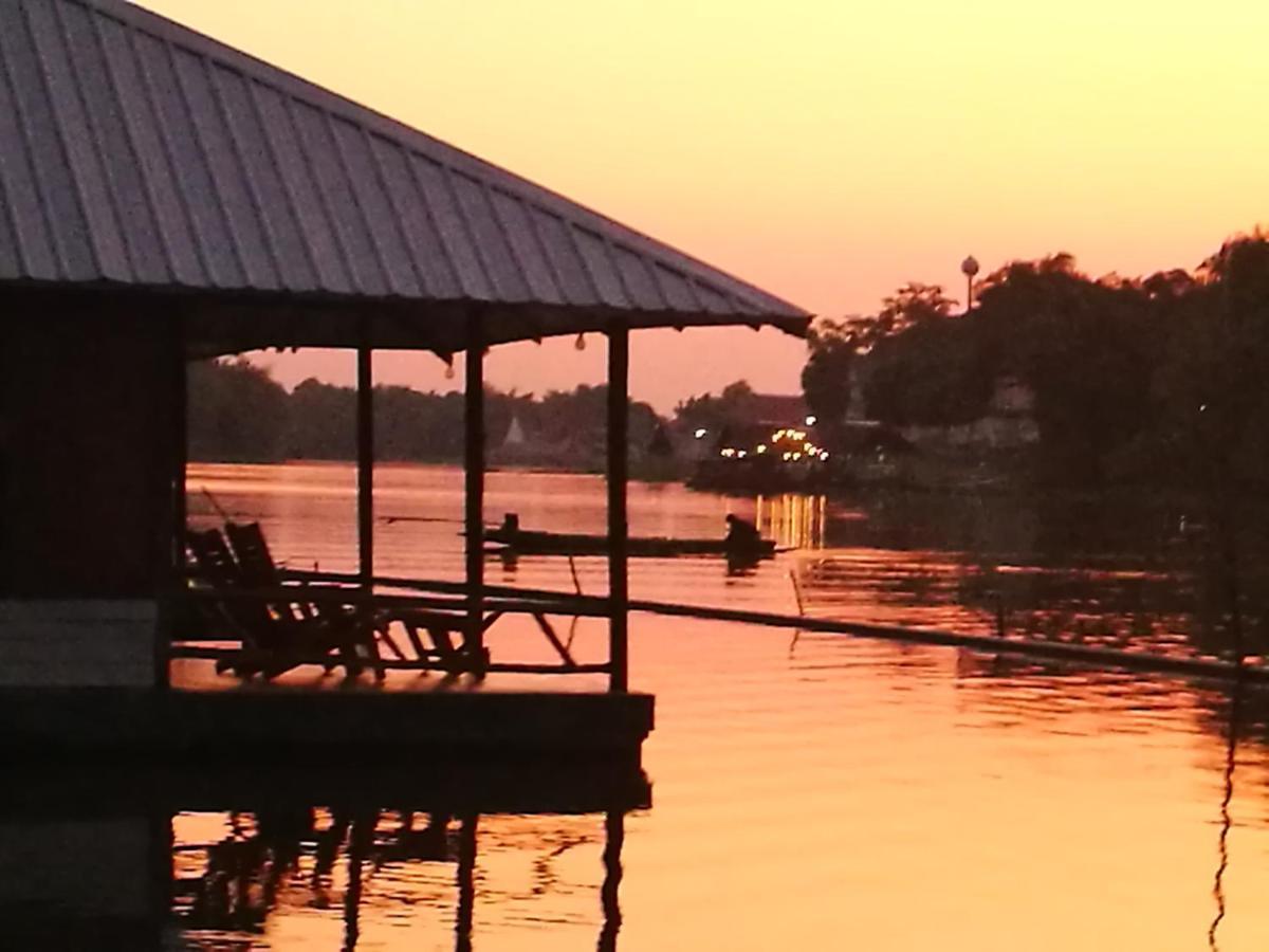 River Marina Resort