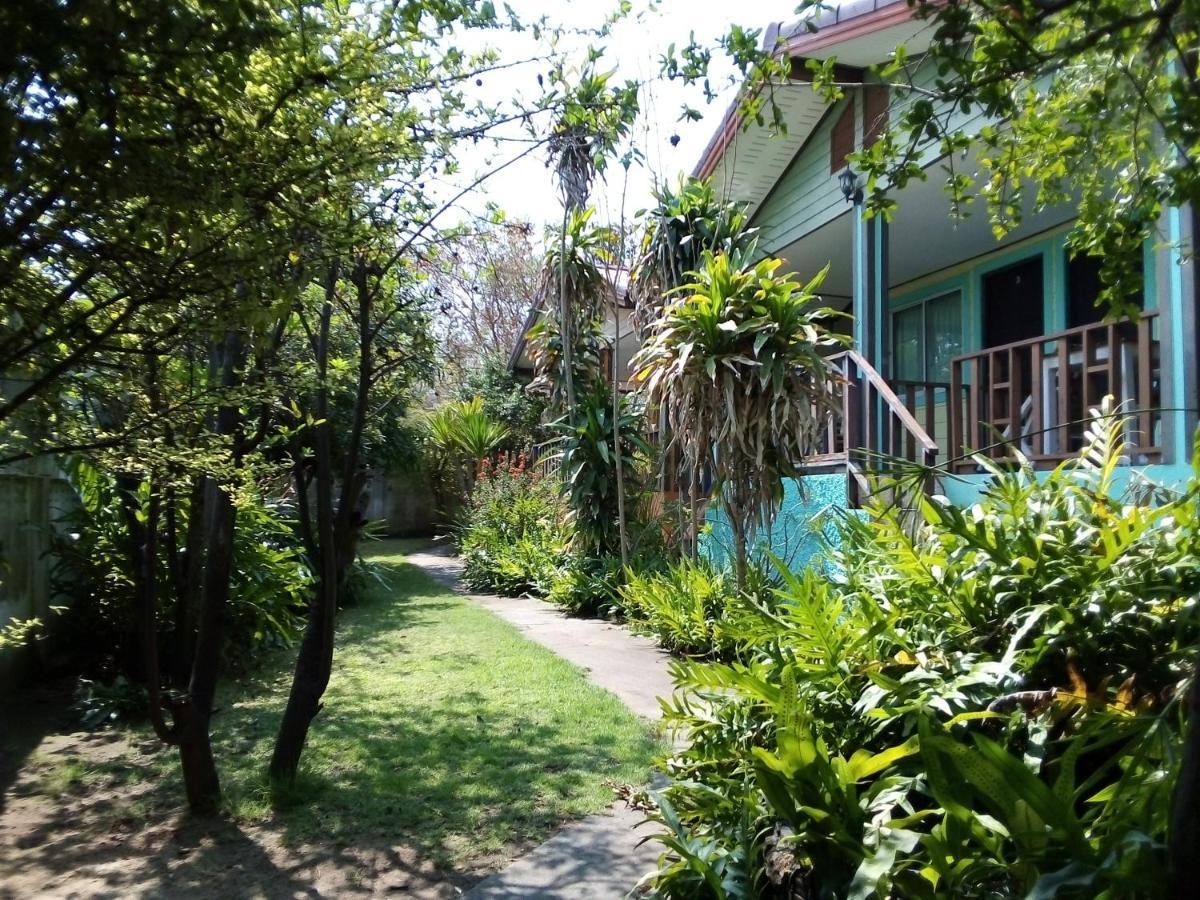 Bed & Breakfast Kanchanaporn 2*