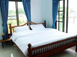 Loy Manee House Bed & Breakfast 3*