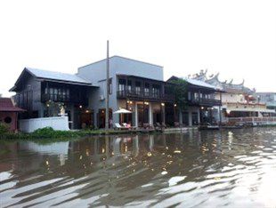 Resort The Bank River House Ayutthaya