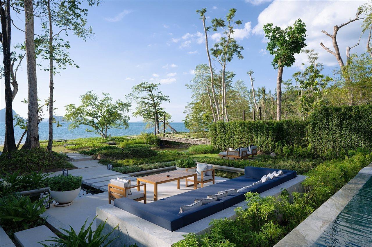 Banyan Tree 5*