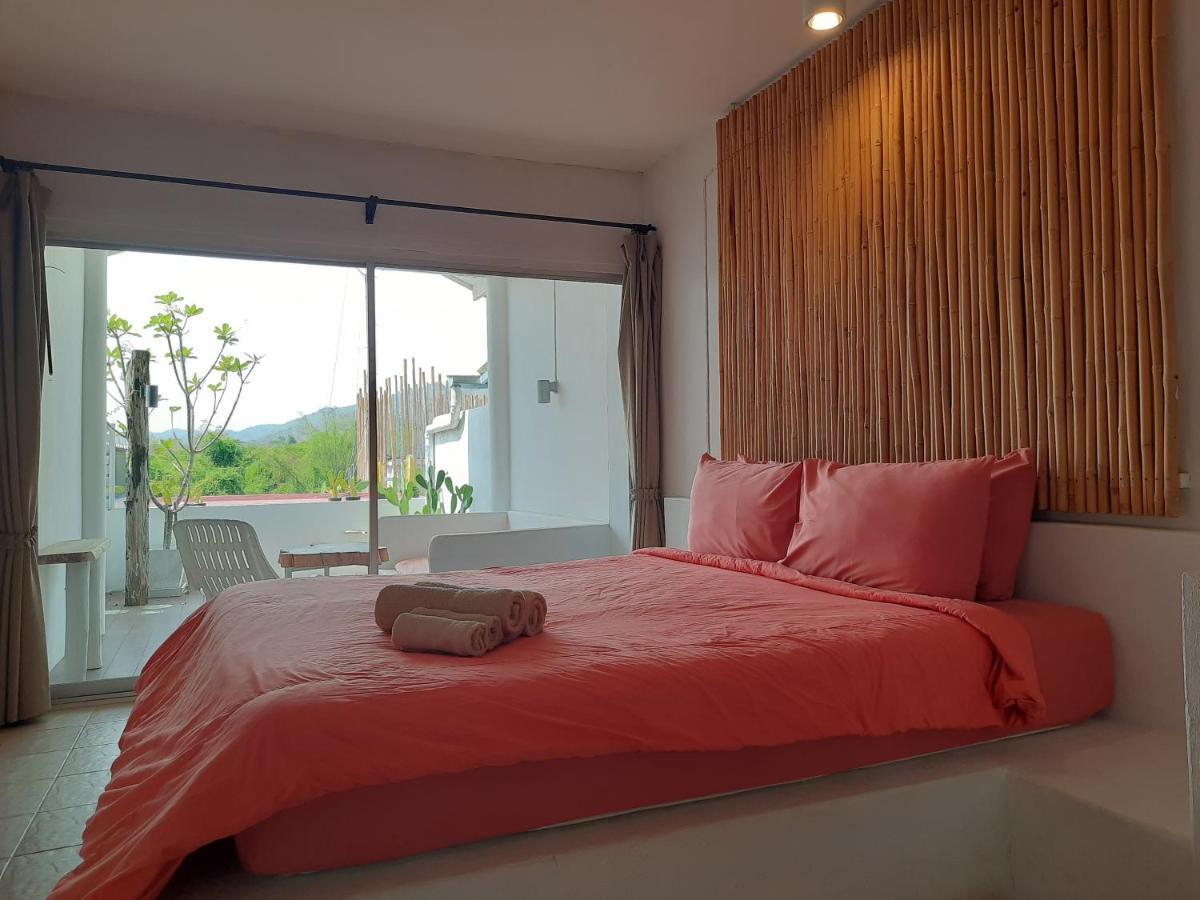 Chasorn Riverside Sai Yok