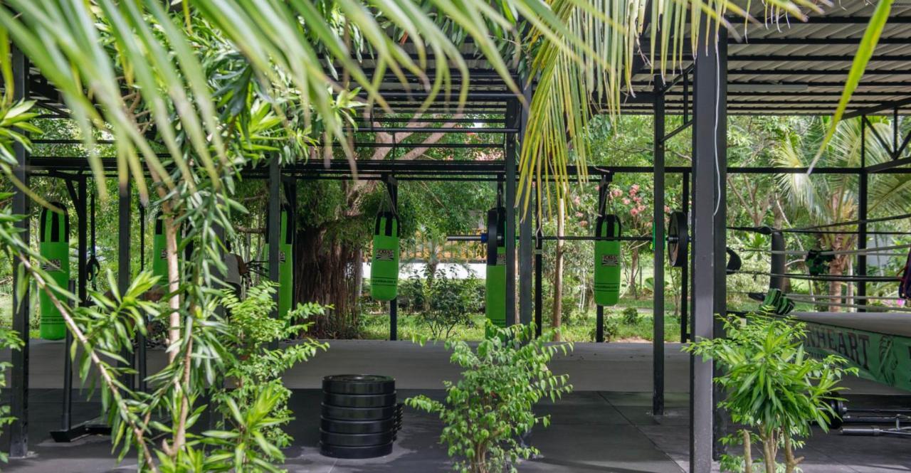 Villa Cozy Tawan Close To