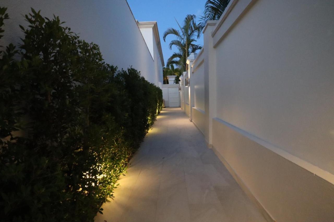 Villa Sunset View Pool 7 Bedroom 14-16 Persons *