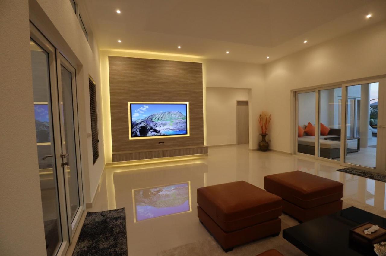 Sunset View Pool 7 Bedroom 14-16 Persons Nong Prue