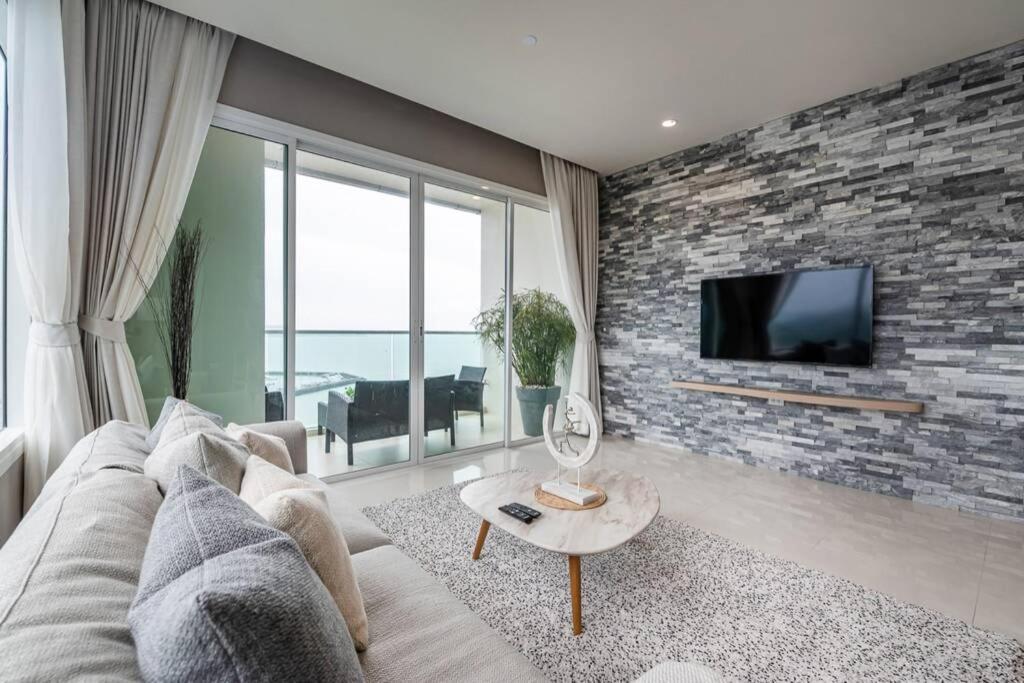 Apartment Movenpick Residence/beach Access/2br/amazing View2 *