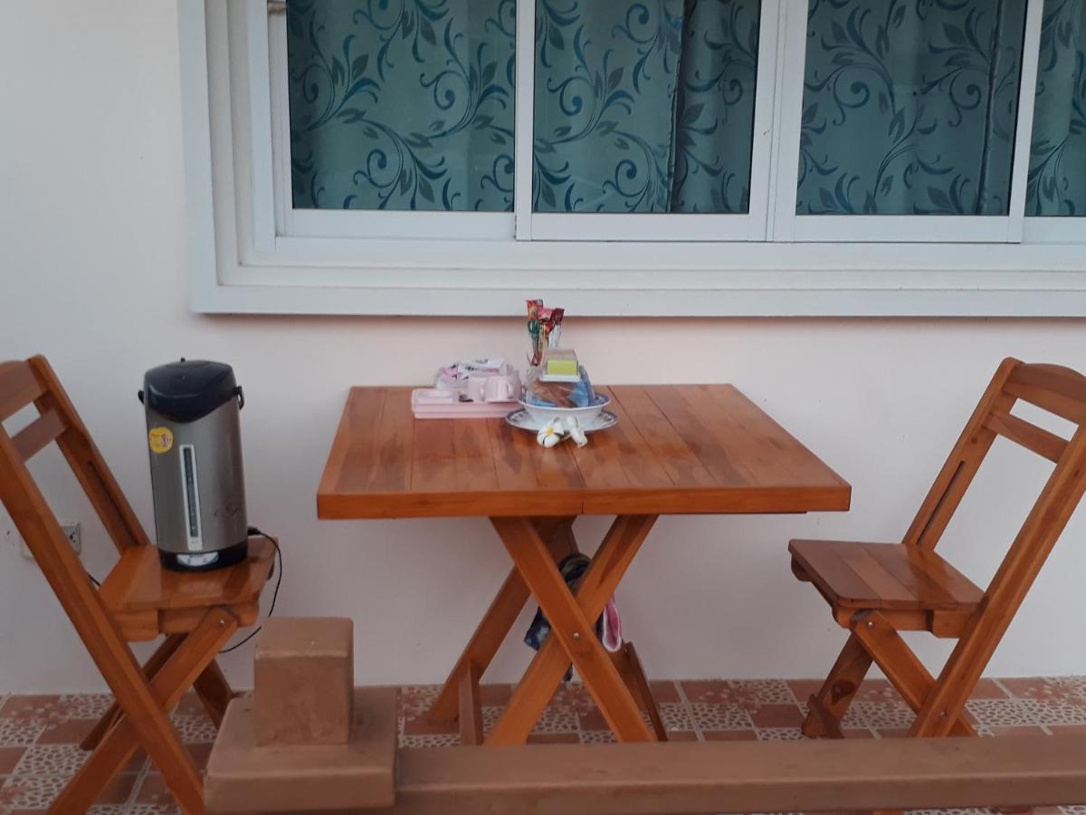 Thitinaddharesort ธิตินัดดา 2* Hua Hin