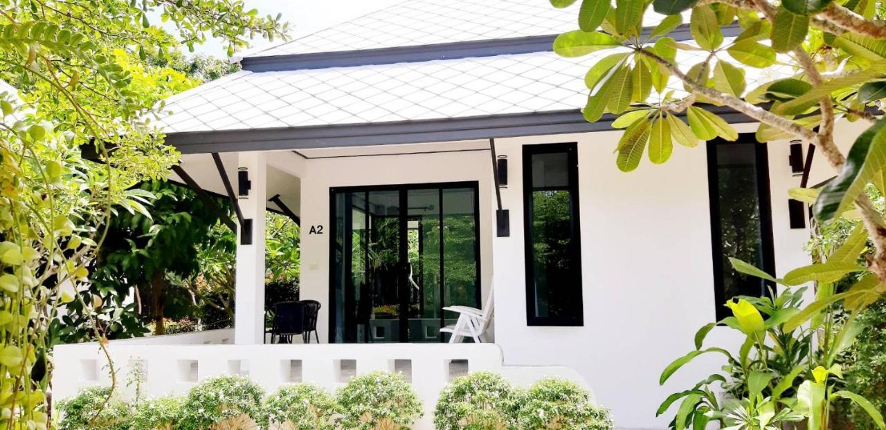 Magic House - No Pets Allowed Resort 2*