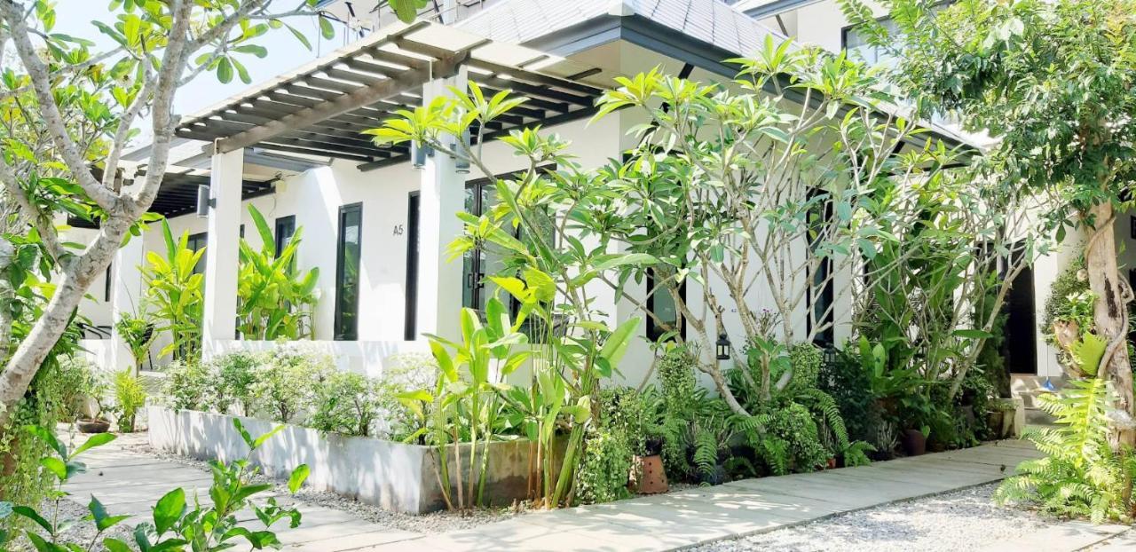 Resort Magic House - No Pets Allowed Chumphon