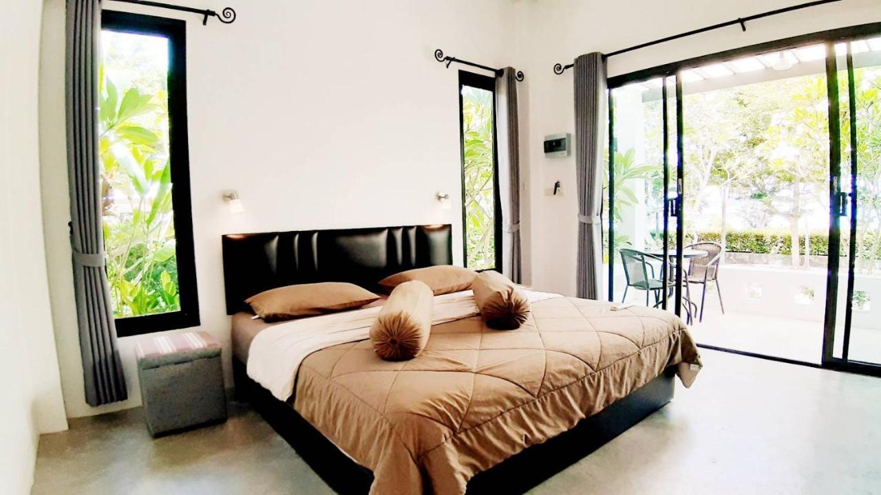 Magic House - No Pets Allowed Resort 2*