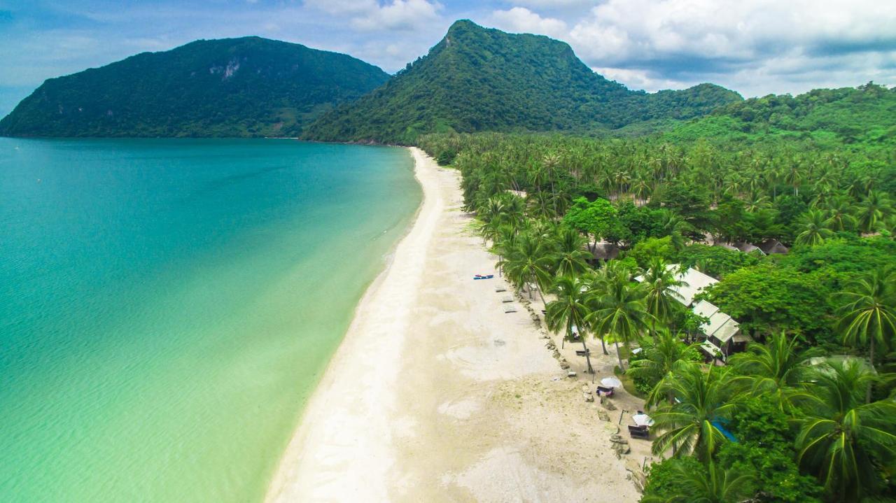 Hotel Baan Thong Ching Khanom