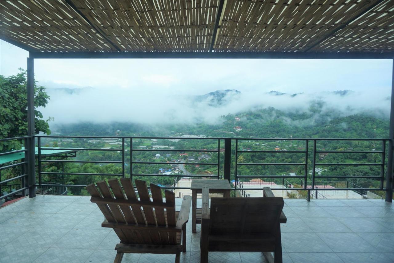 Bann Suan Maya * Mae Rim