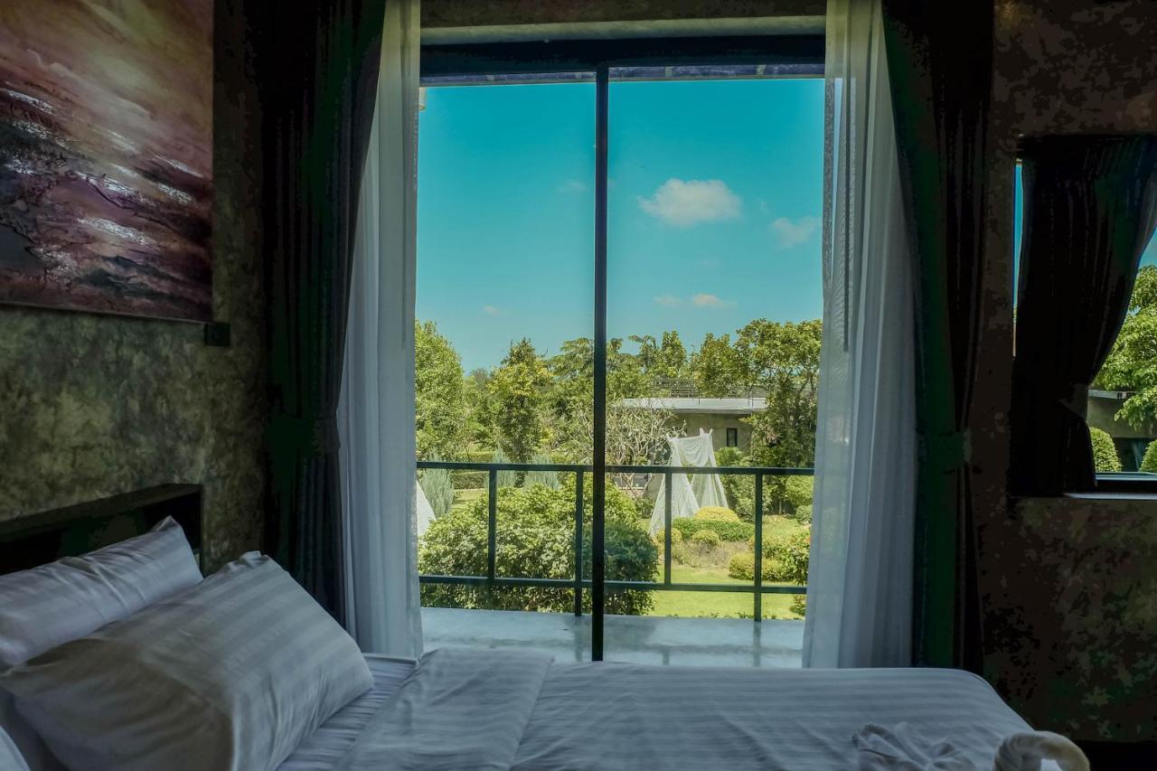 Phuwadee Khao Yai 3*