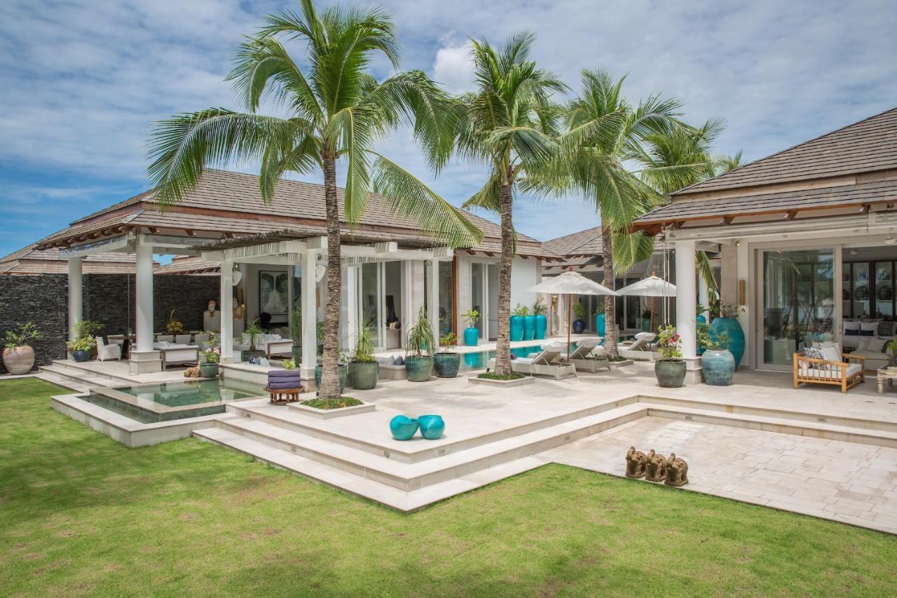 Mia Palm, And Events