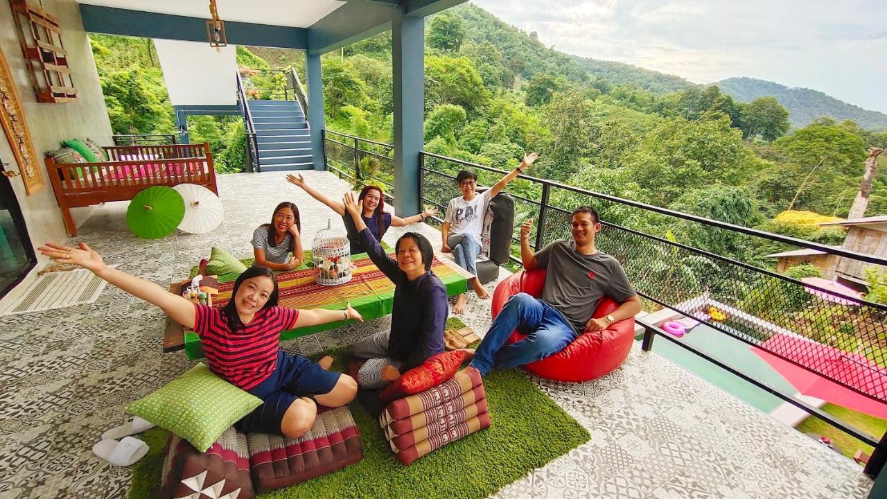 บ้านภูคำฟ้า ดอยปู่ไข่ Baan Phu Kham Fah Hotel Chiang Rai
