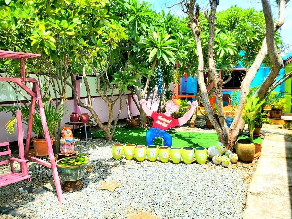 Wilailak @ Koh Srichang Holiday park Ko Si Chang