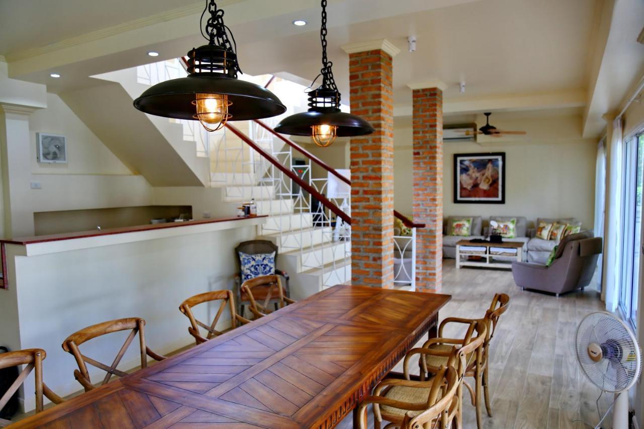 6 Bedroom With Private Pool And Garden *