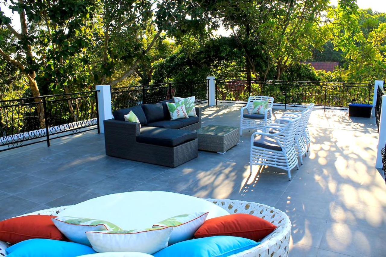6 Bedroom With Private Pool And Garden *