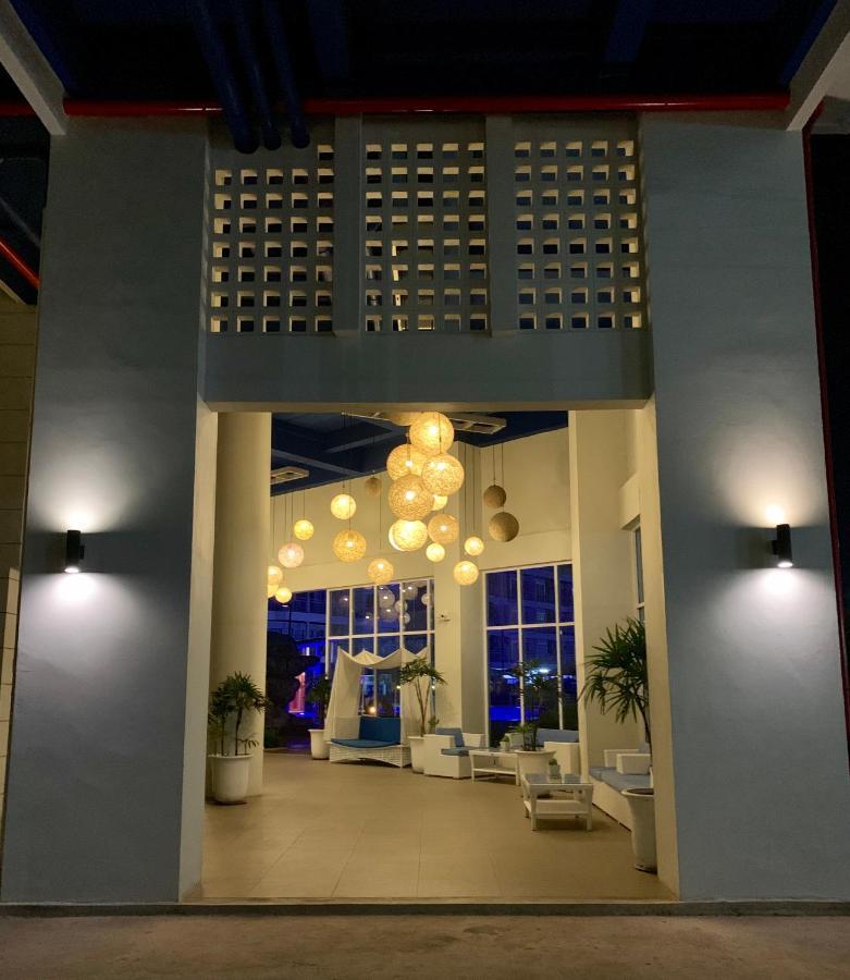 Grandblue Condominium#702 Seaview Topfloor Maephim Rayong Apartamento *