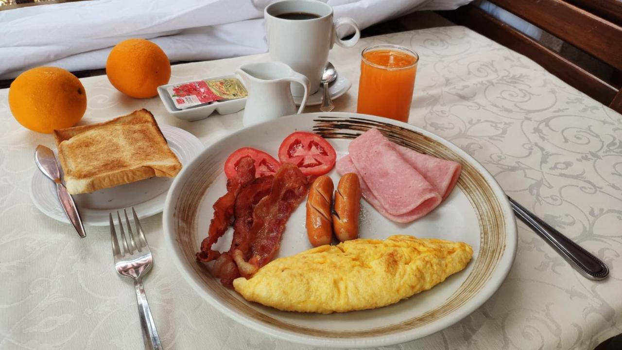Fresh Hotel 3*