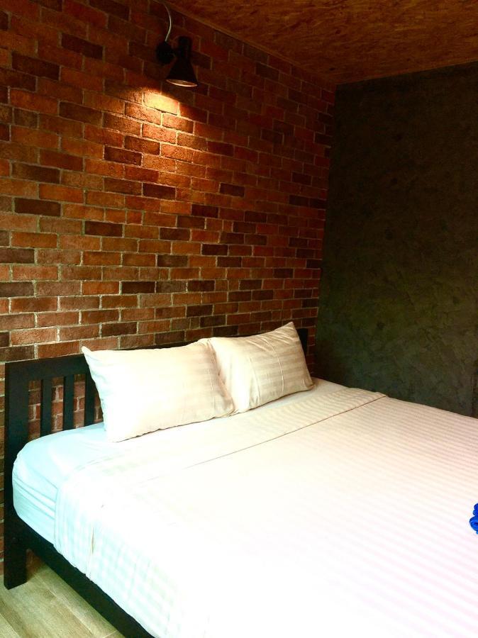The Loft Buri * Kabin Buri