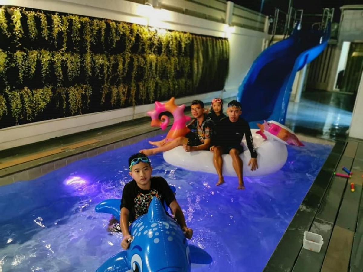 Pattaya Pool Jomtien Beach