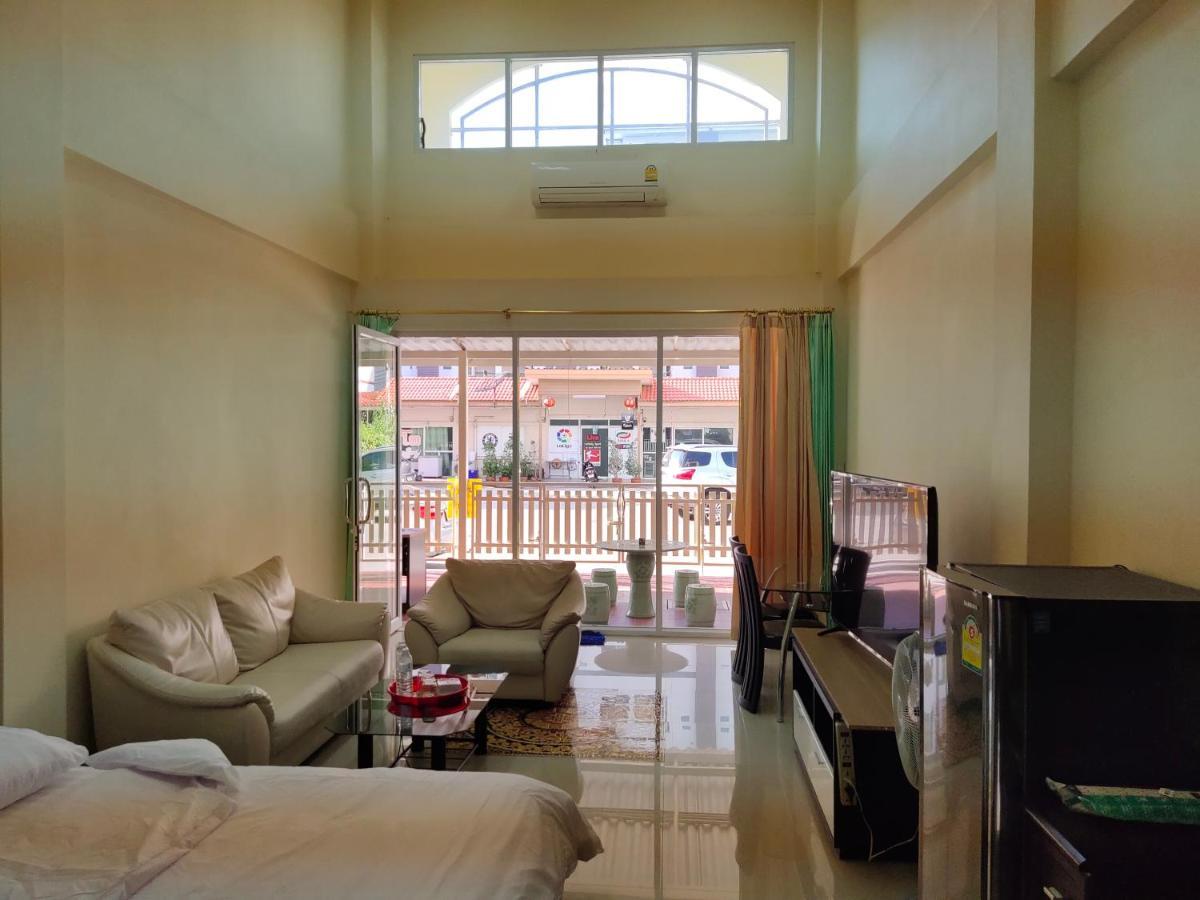 เมืองไทยฟิตเนส อารีนา Homestay