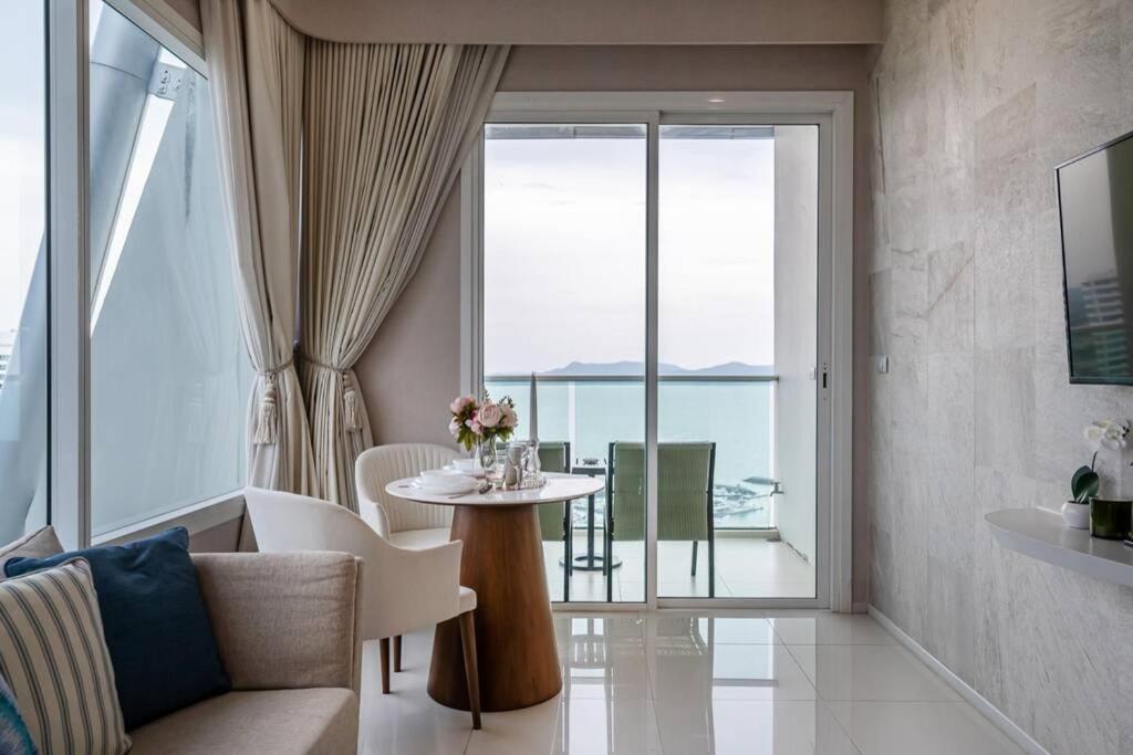 Movenpick Residence/beach Access/1br/amazing View2 Apartment Na Chom Thian