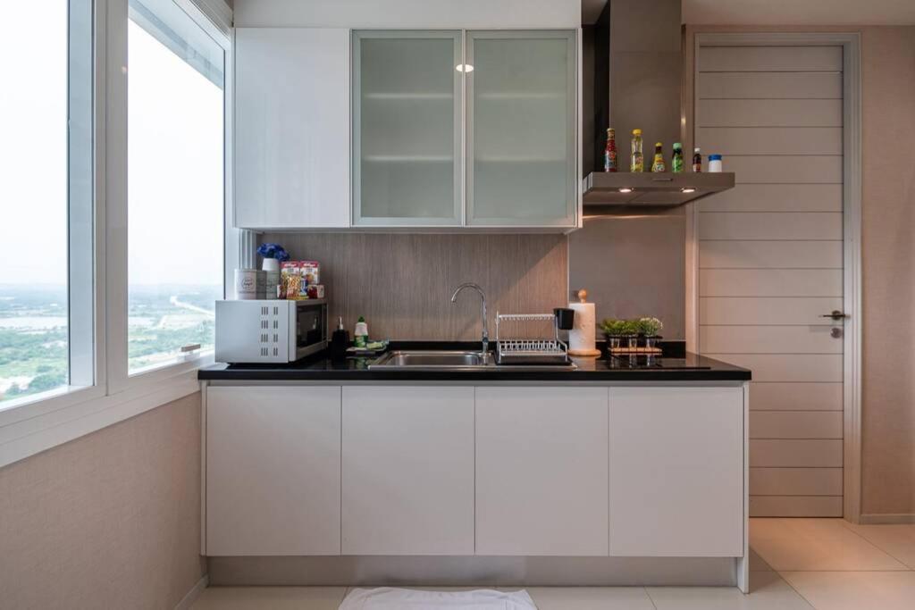 Movenpick Residence/beach Access/1br/amazing View2 *