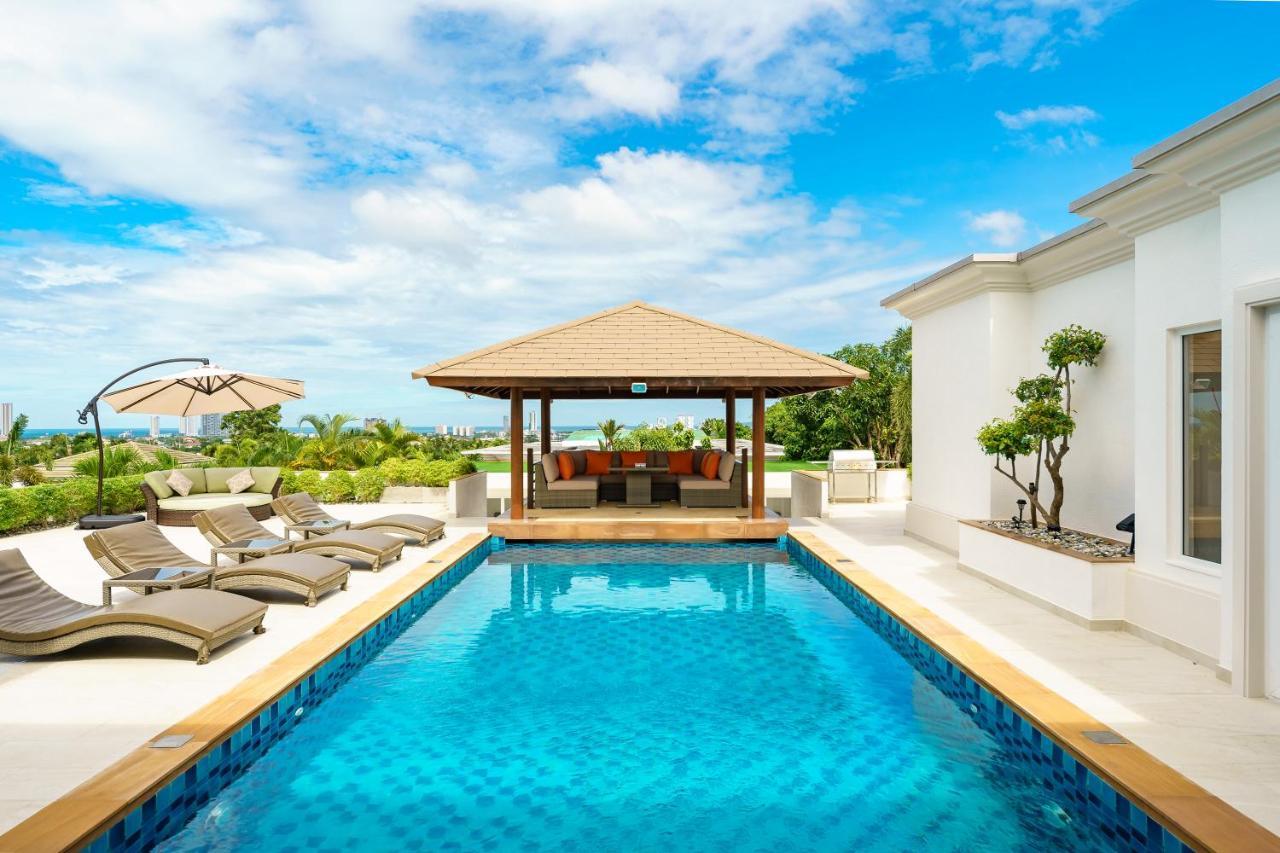 Sunset View Pool 7 Bedroom 14-16 Persons *