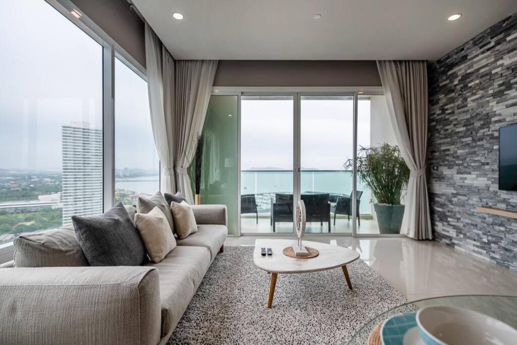 Movenpick Residence/beach Access/2br/amazing View2 Apartment *