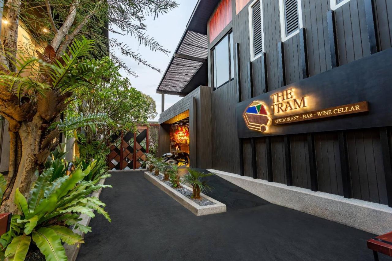 Hotel The Gems Mining Pool Pattaya