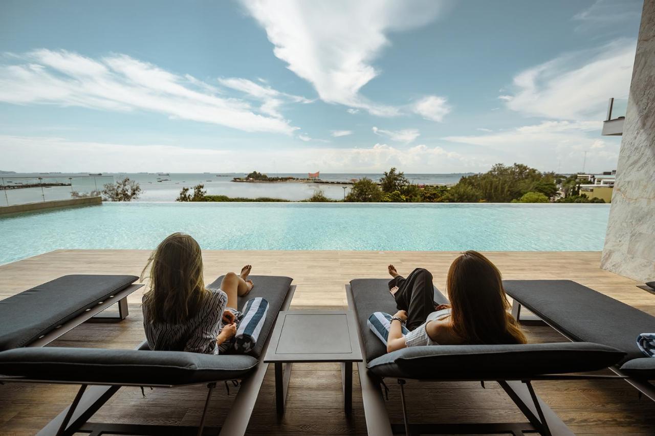 Hotel Oakwood & Sri Racha Si Racha