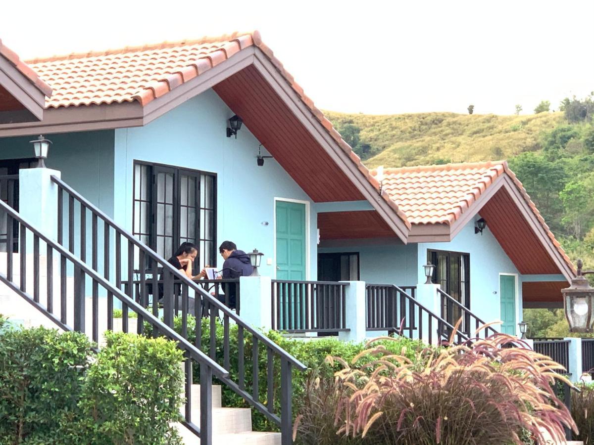 บ้านที่รัก เขาค้อ Baan Te Rak 4*