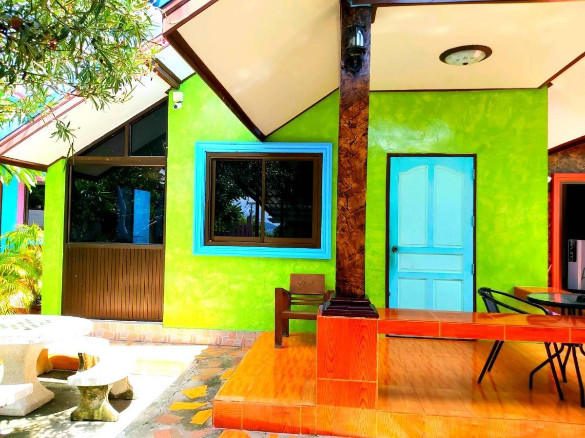 Wilailak @ Koh Srichang Holiday park *