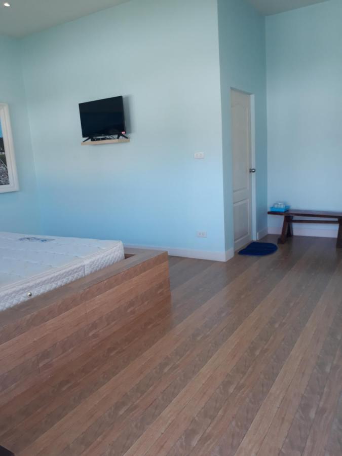 Resort Thitinaddharesort ธิตินัดดา 2*