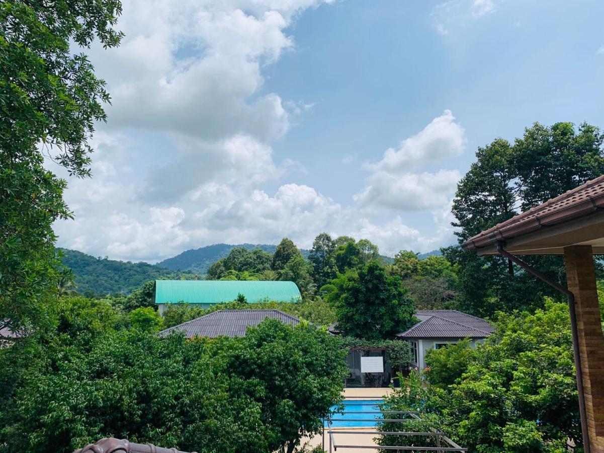 Hotel Baan Suan Khun Yaiy