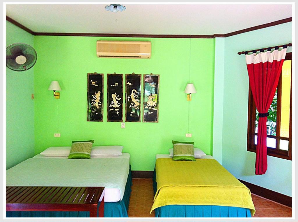 The Emerald Bungalows Holiday park