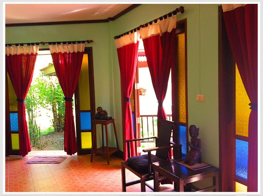The Emerald Bungalows
