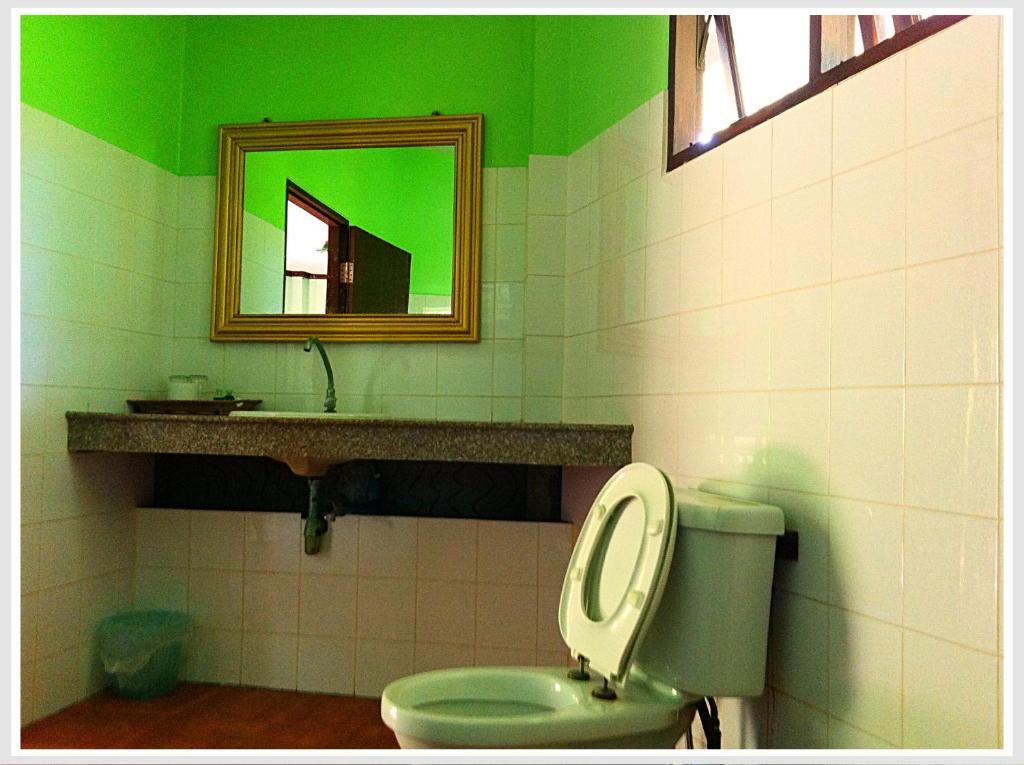 Holiday park The Emerald Bungalows 3*