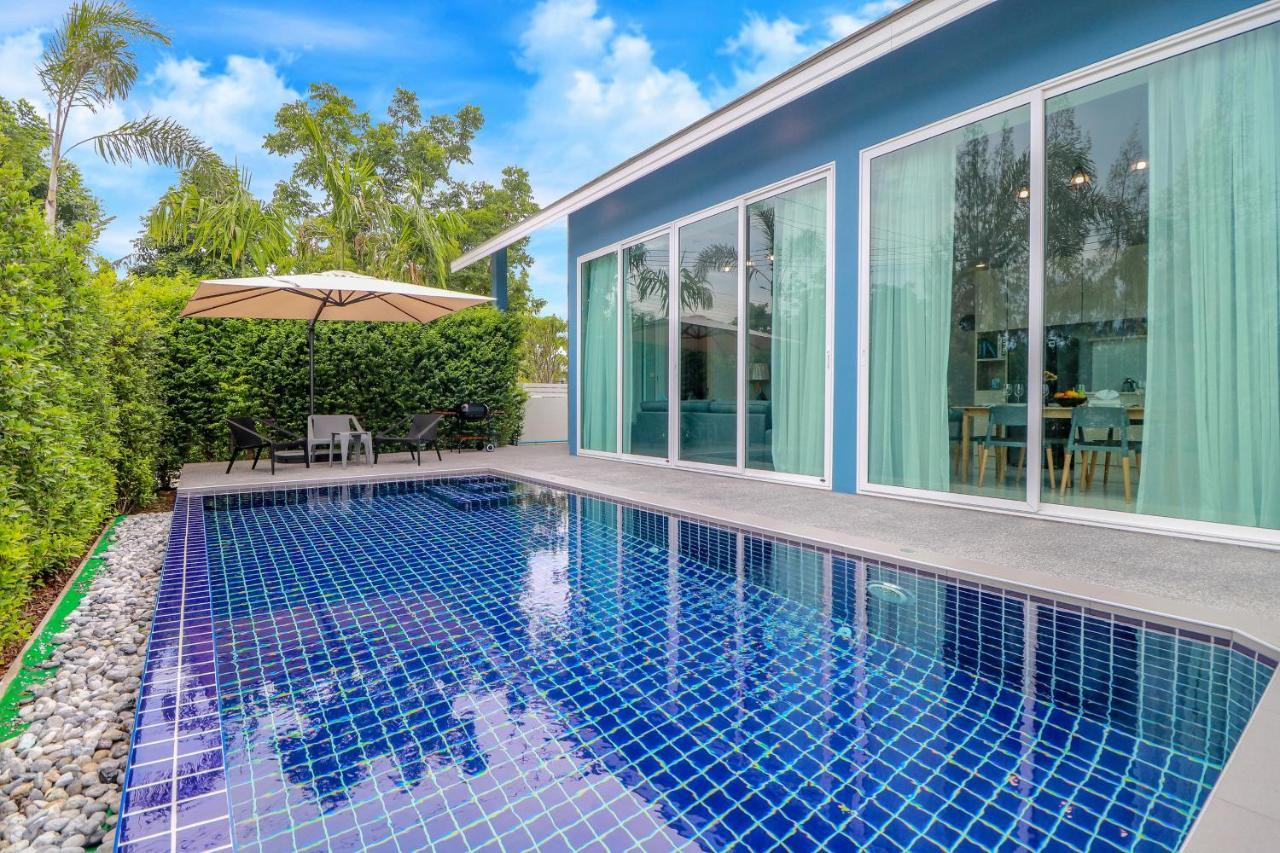 Chaum Haus Pool