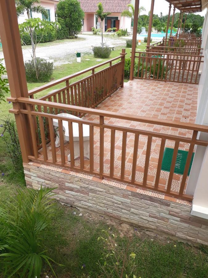 Resort Thitinaddharesort ธิตินัดดา Hua Hin