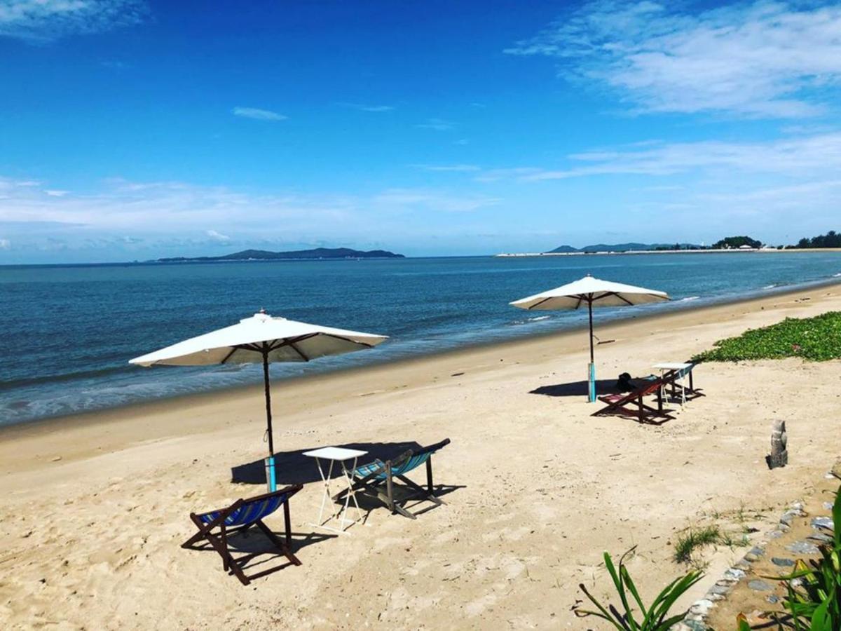 Ruen Thai Rim Haad Klaeng