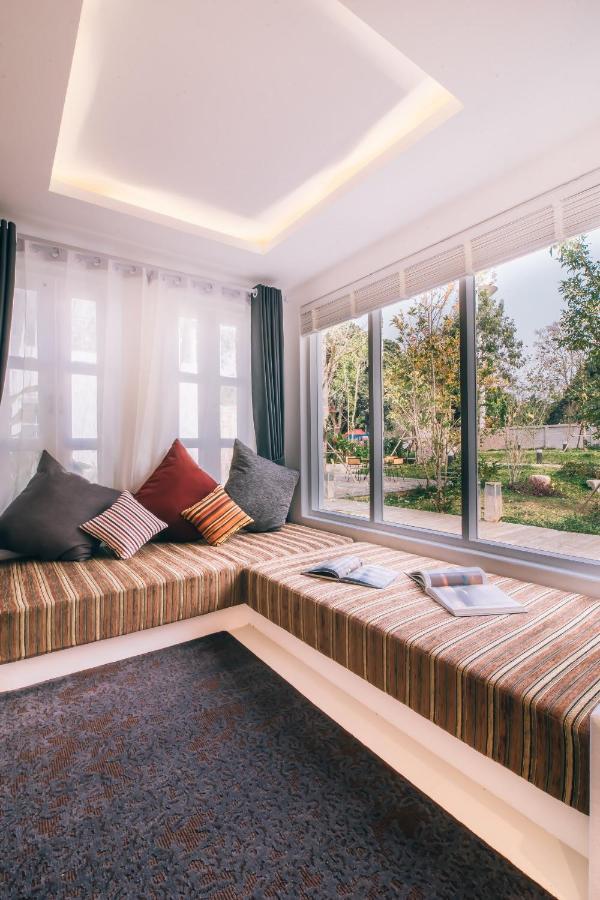 Bed & Breakfast Monkey House Chiangmai 5*