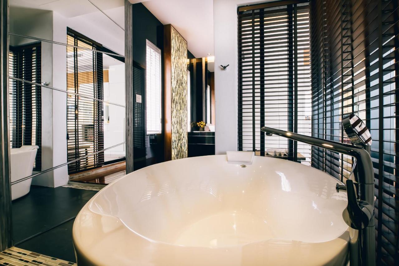 Bed & Breakfast Monkey House Chiangmai 5*
