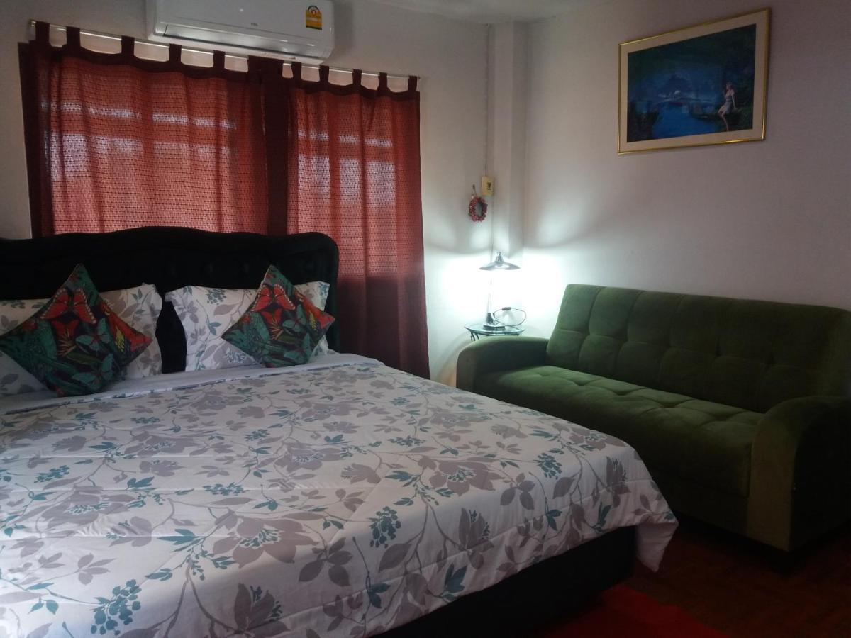Bacchus 304 Bed & Breakfast *